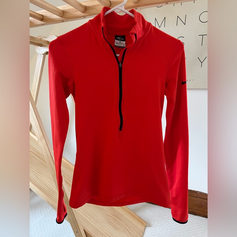 Nike pullover